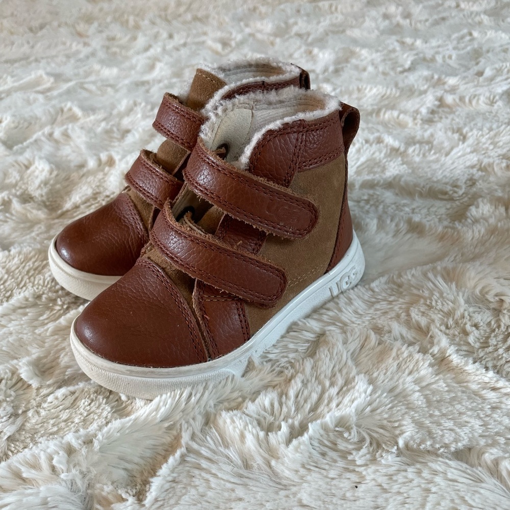 Ugg Rennon ll